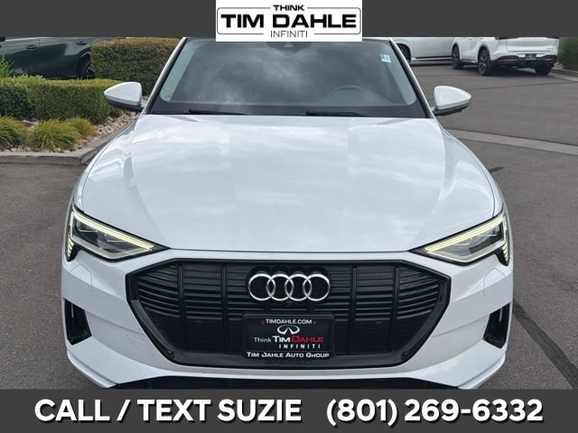 Used 2021 Audi e-tron Premium w/ Convenience Plus Package AWD/4WD image 3