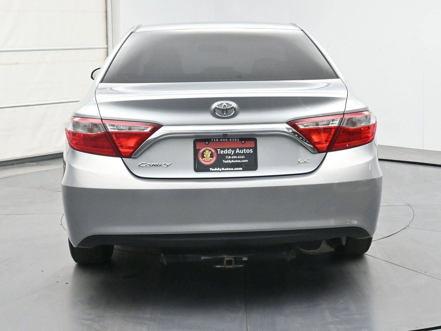 Used 2017 Toyota Camry LE FWD image 23