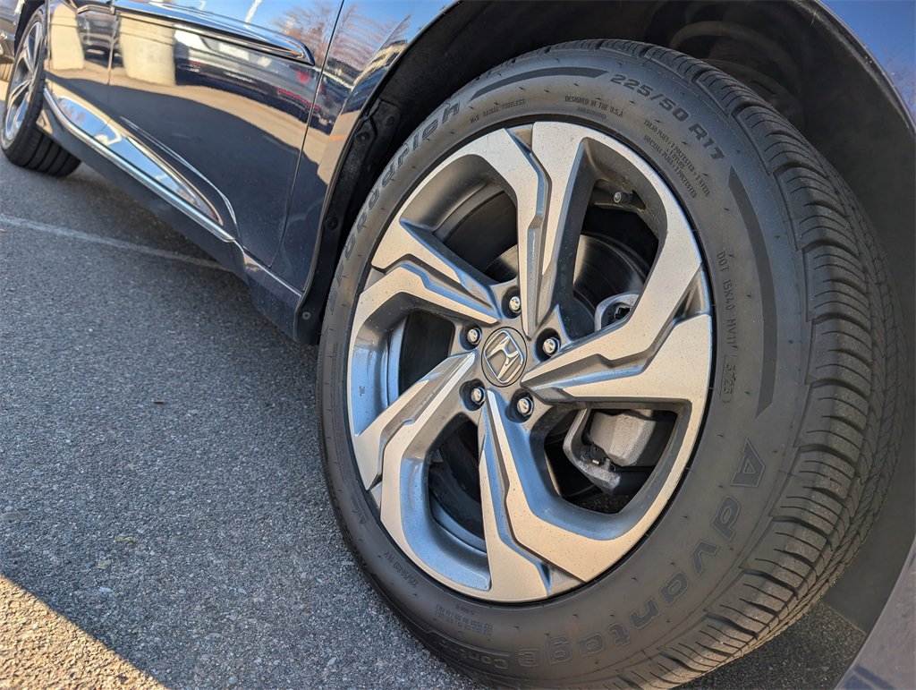 Used 2019 Honda Accord EX image 9