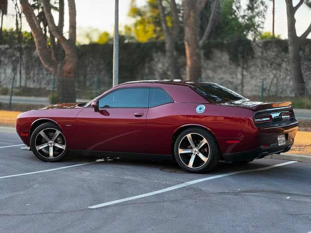 Used 2019 Dodge Challenger R/T w/ Driver Convenience Group RWD image 13