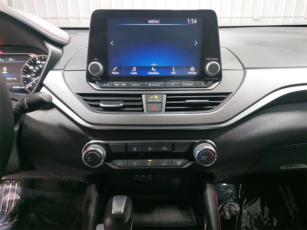 Used 2025 Nissan Altima 2.5 SR image 19