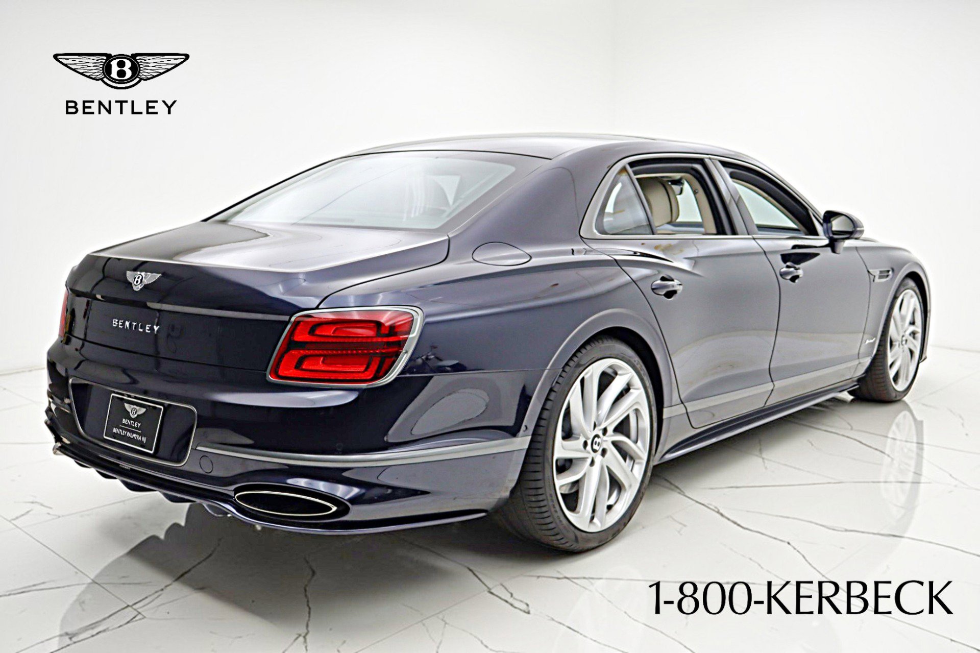 Used 2025 Bentley Flying Spur Plug-In Hybrid image 12