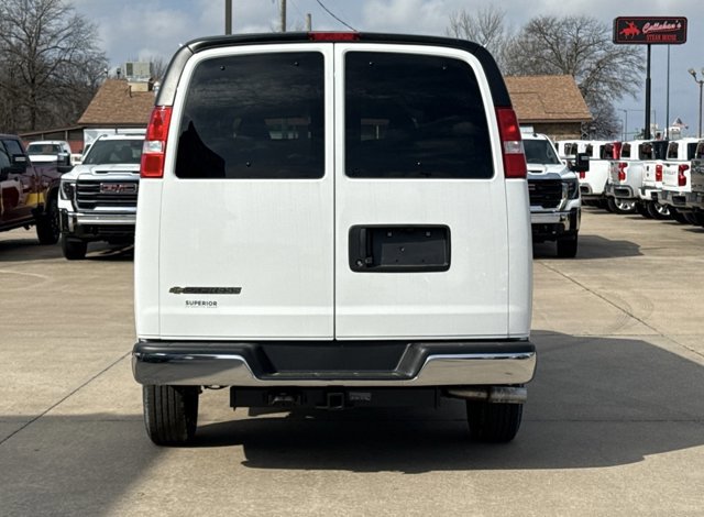 New 2025 Chevrolet Express 3500 LS image 4
