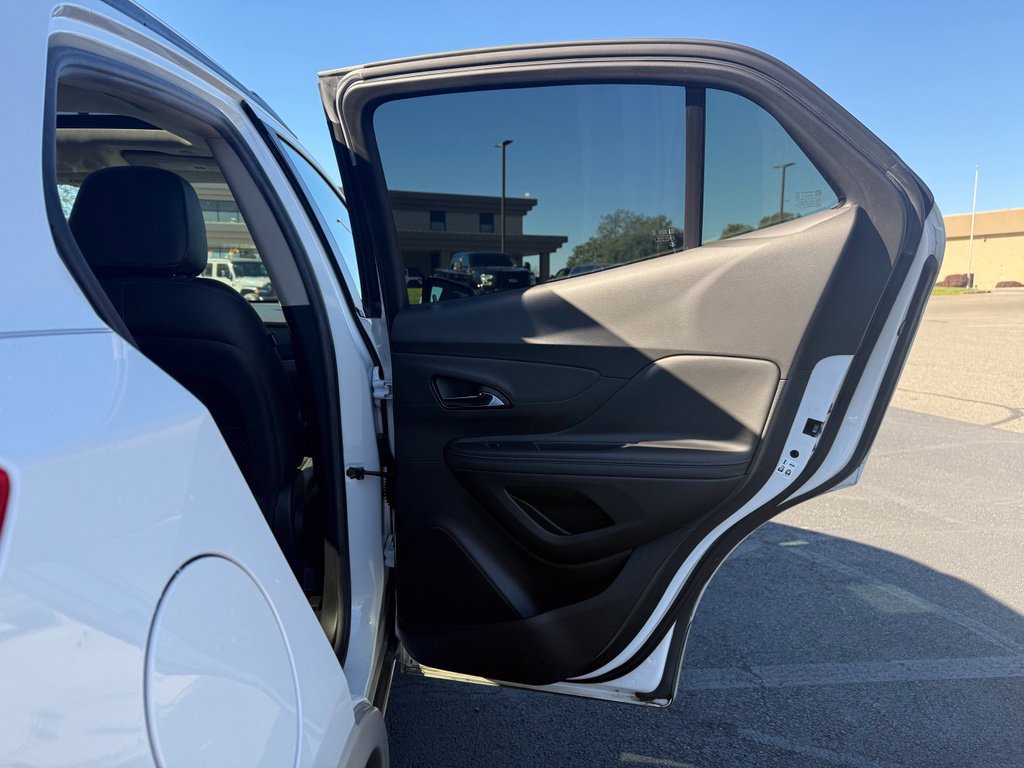 Used 2017 Buick Encore Preferred w/ Experience Buick Package FWD image 19