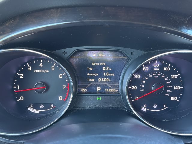 Used 2020 Kia Sedona SX FWD image 11