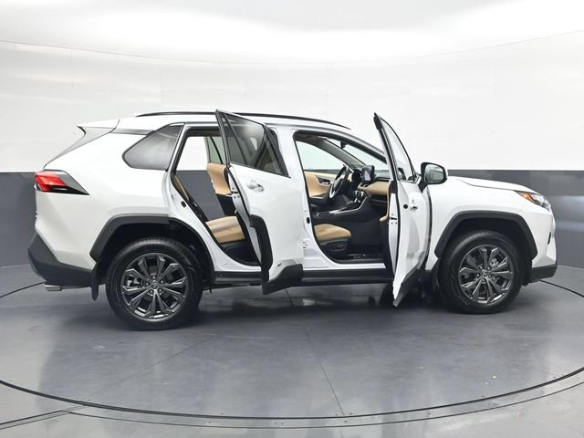 Used 2024 Toyota RAV4 Limited AWD/4WD image 38