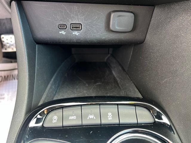 Used 2024 Buick Encore GX Preferred w/ Comfort Package AWD/4WD image 28