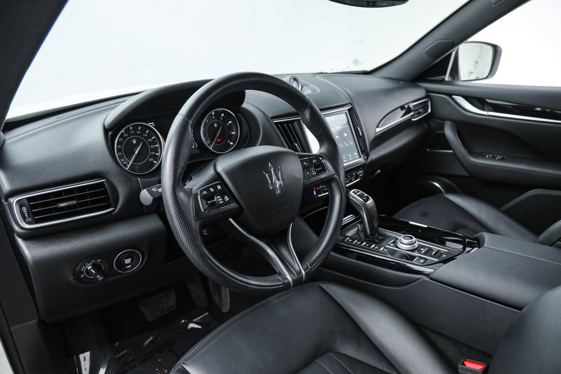 Certified 2023 Maserati Levante GT image 17