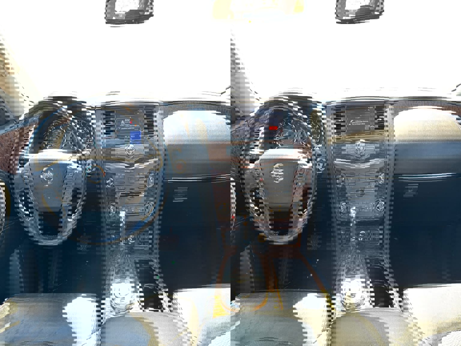 Used 2019 Nissan Armada SL w/ Premium Package image 12