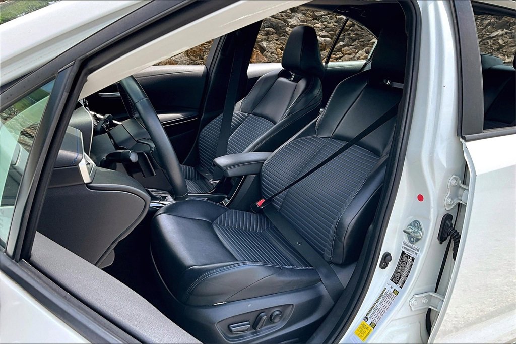 Used 2021 Toyota Corolla XSE image 24