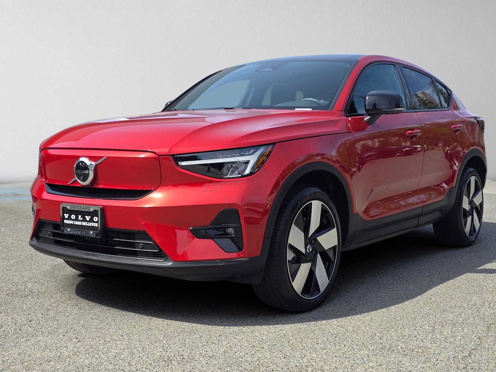 Certified 2023 Volvo C40 P8 Recharge Plus w/ Climate Package AWD/4WD image 8