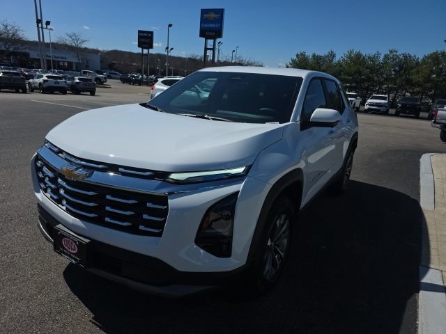 New 2026 Chevrolet Equinox LT image 6