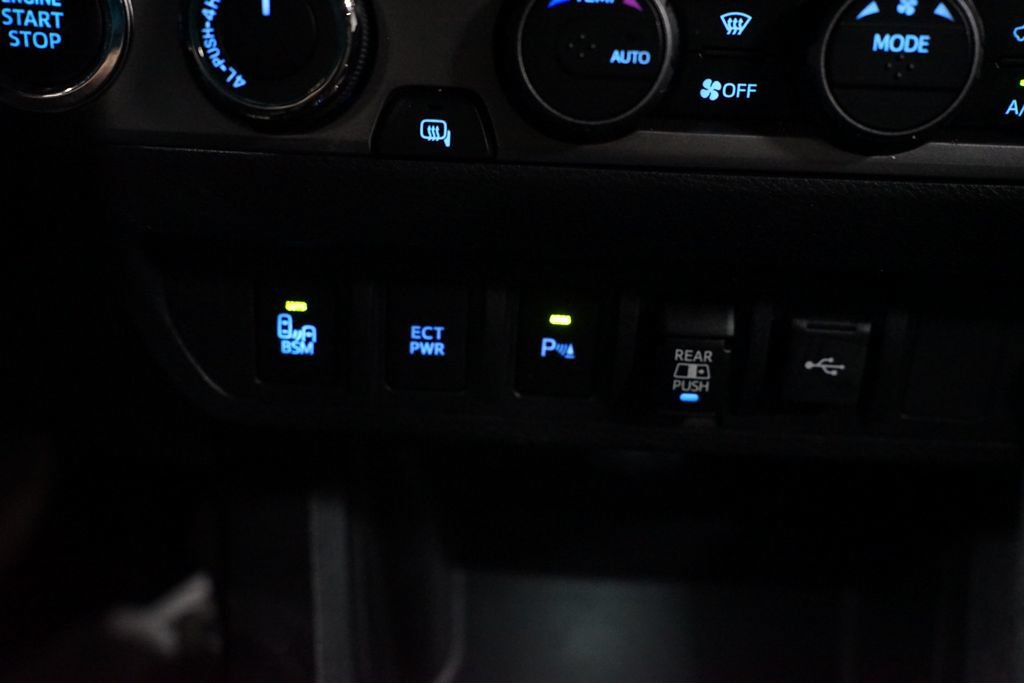 Certified 2023 Toyota Tacoma SR5 AWD/4WD image 23