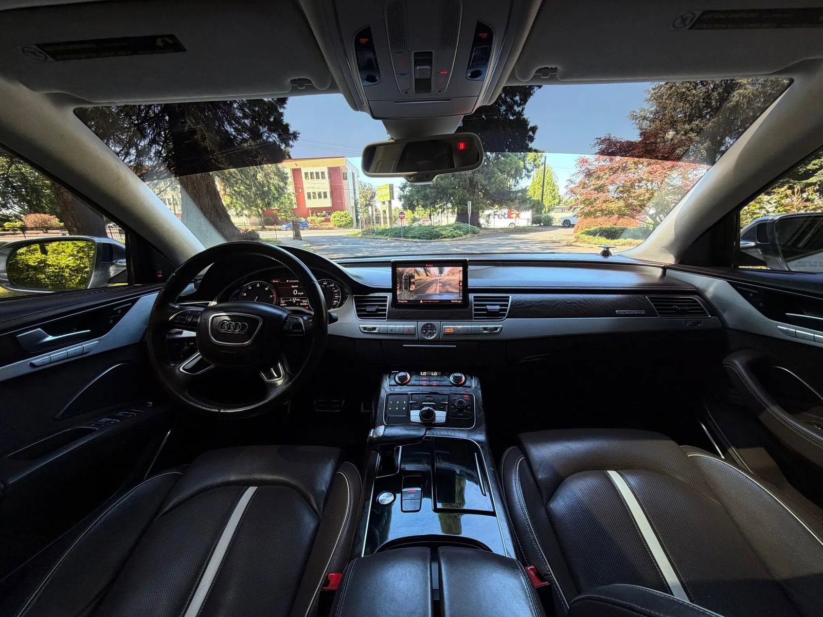 Used 2014 Audi S8 AWD/4WD image 9