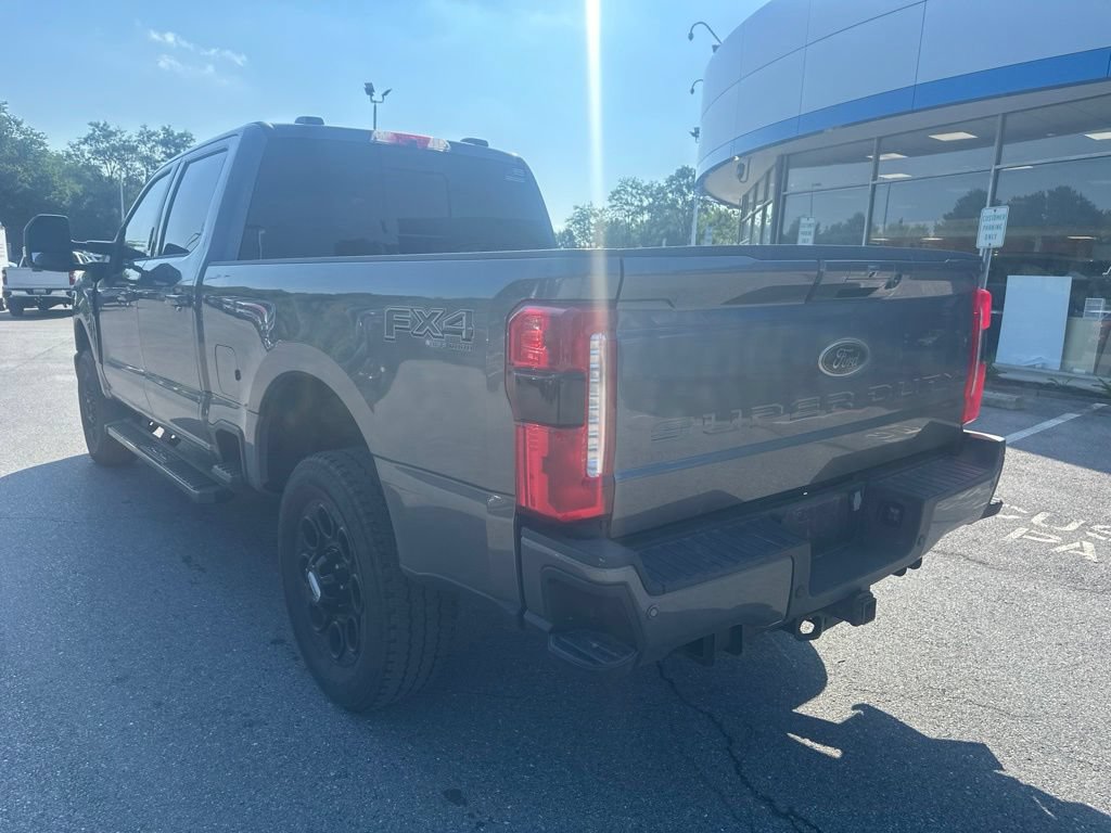 Used 2023 Ford F250 XLT w/ Black Appearance Package AWD/4WD image 7
