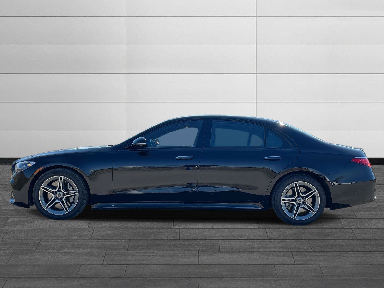 Used 2023 Mercedes-Benz S 580 4MATIC Sedan image 6