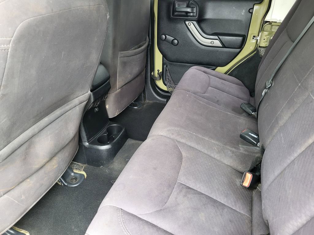 Used 2013 Jeep Wrangler Unlimited Sport image 21