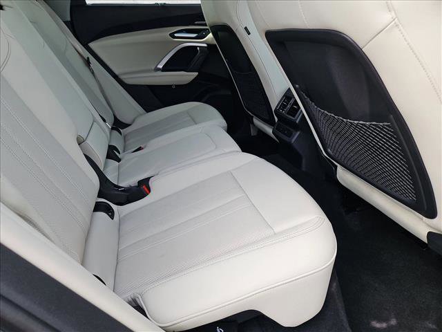 Certified 2025 Audi Q5 Premium Plus w/ Premium Plus image 21
