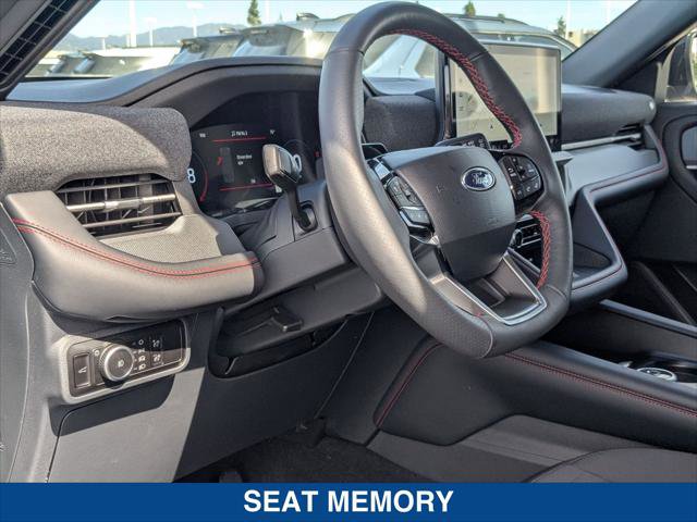 Used 2025 Ford Explorer ST-Line w/ Premium Package image 12