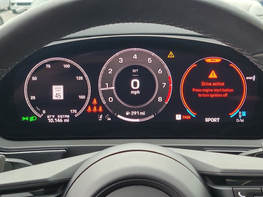 Certified 2026 Porsche Cayenne AWD/4WD image 33