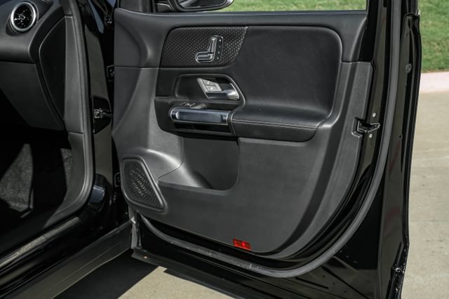 Used 2025 Mercedes-Benz GLB 250 image 47