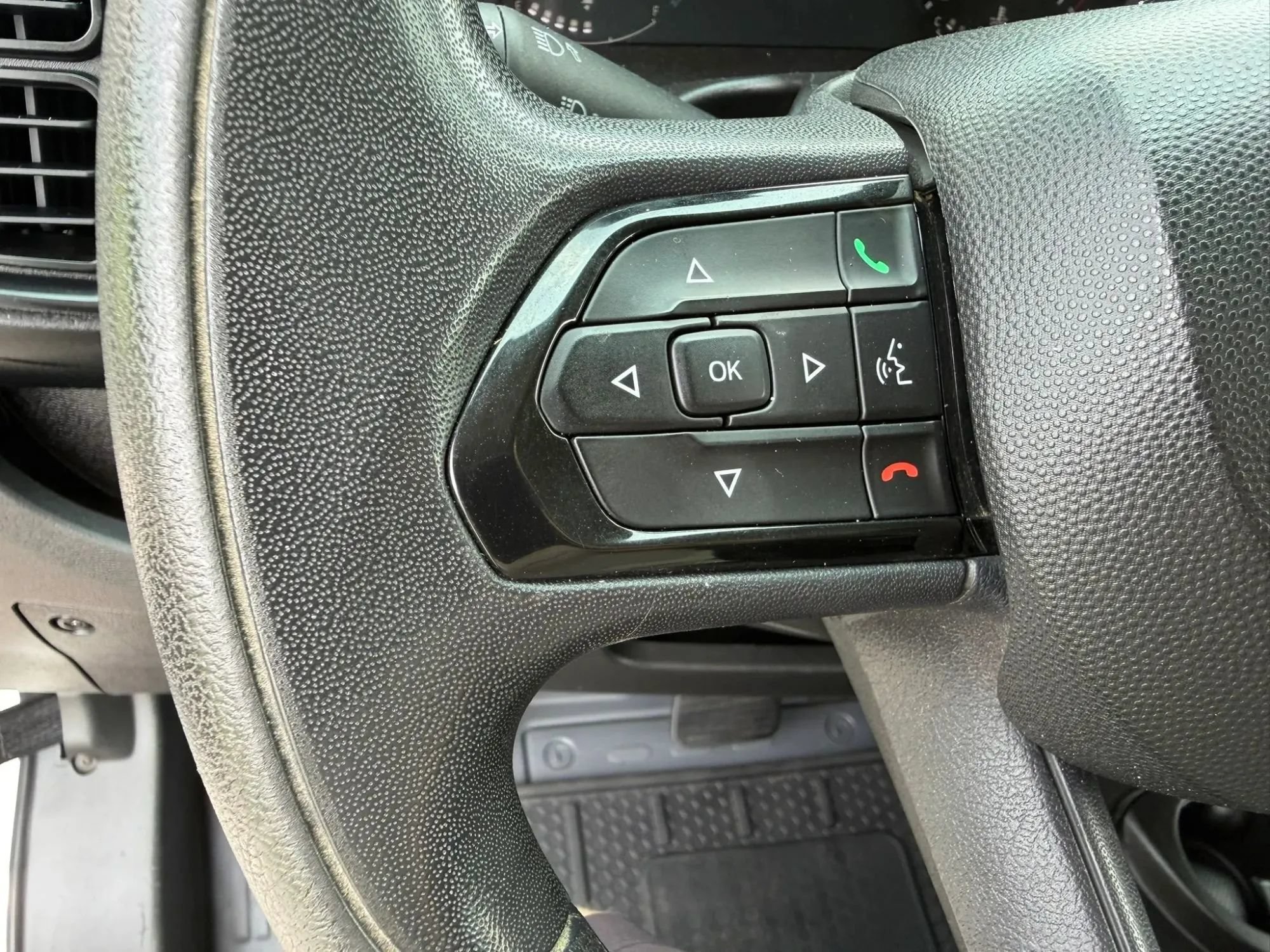 Used 2023 RAM ProMaster 2500 FWD image 13
