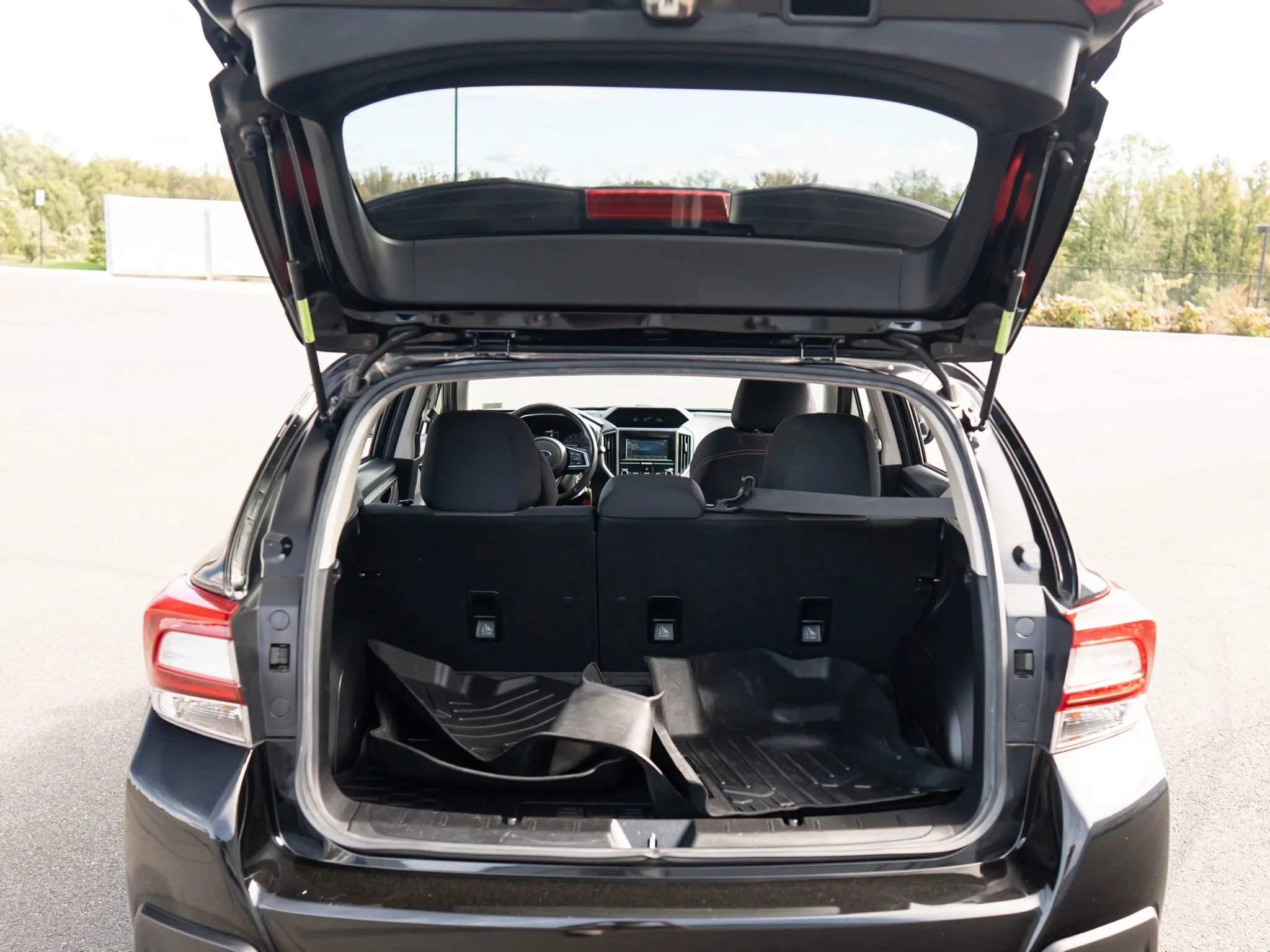 Used 2018 Subaru Crosstrek 2.0i Premium w/ Eyesight System image 46
