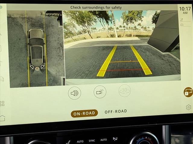 Used 2023 Land Rover Range Rover SE image 13