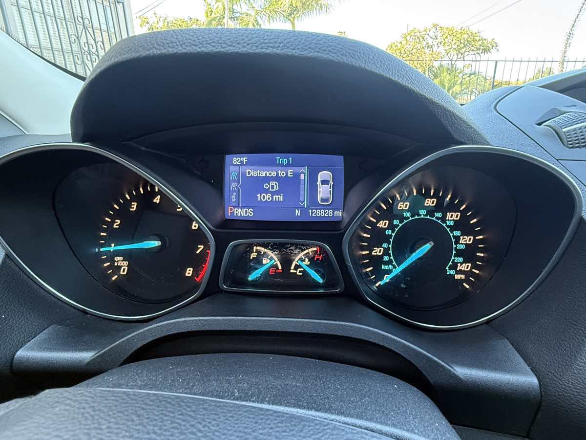 Used 2013 Ford Escape S FWD image 34