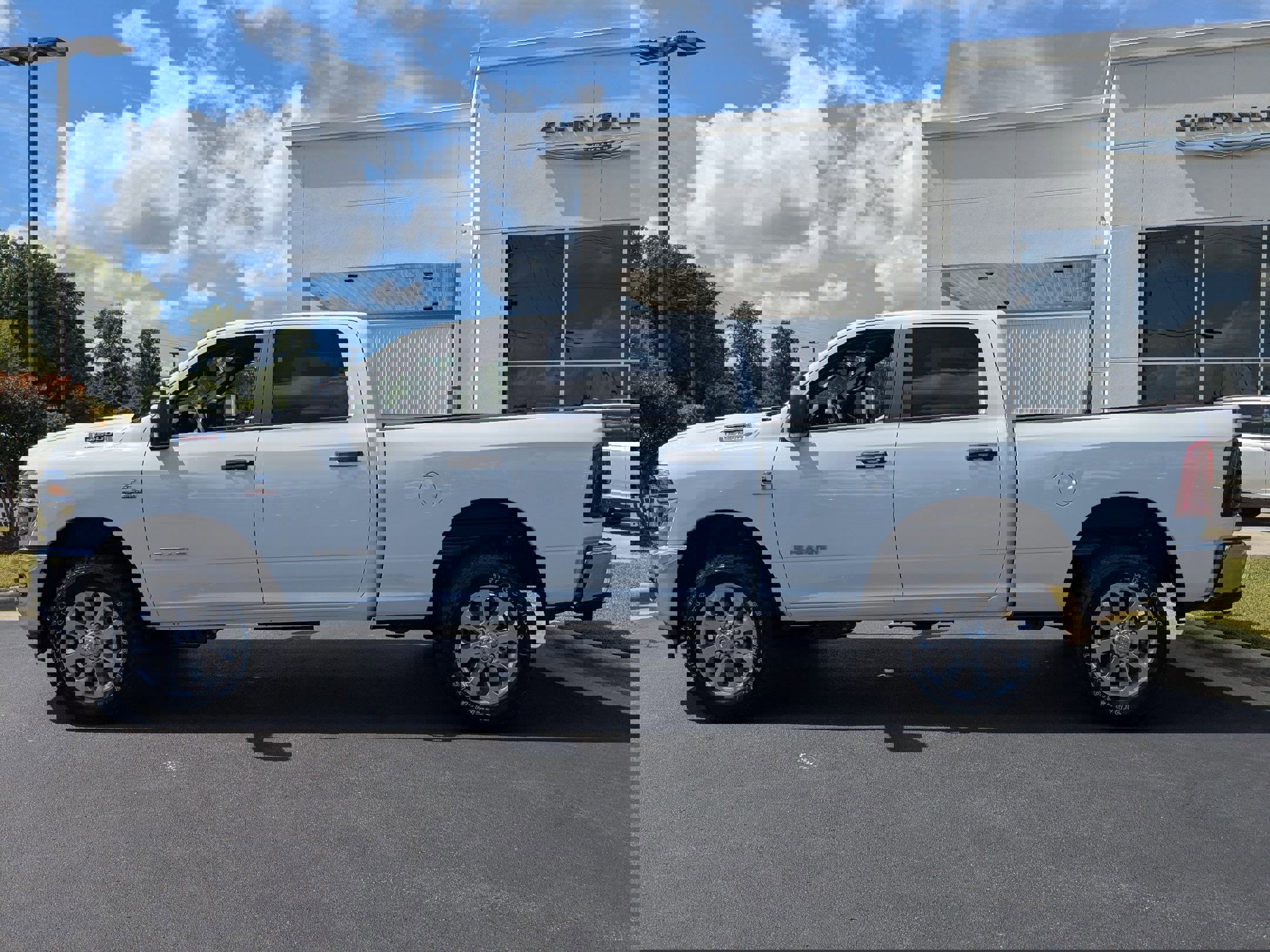 New 2026 RAM 2500 Big Horn image 8