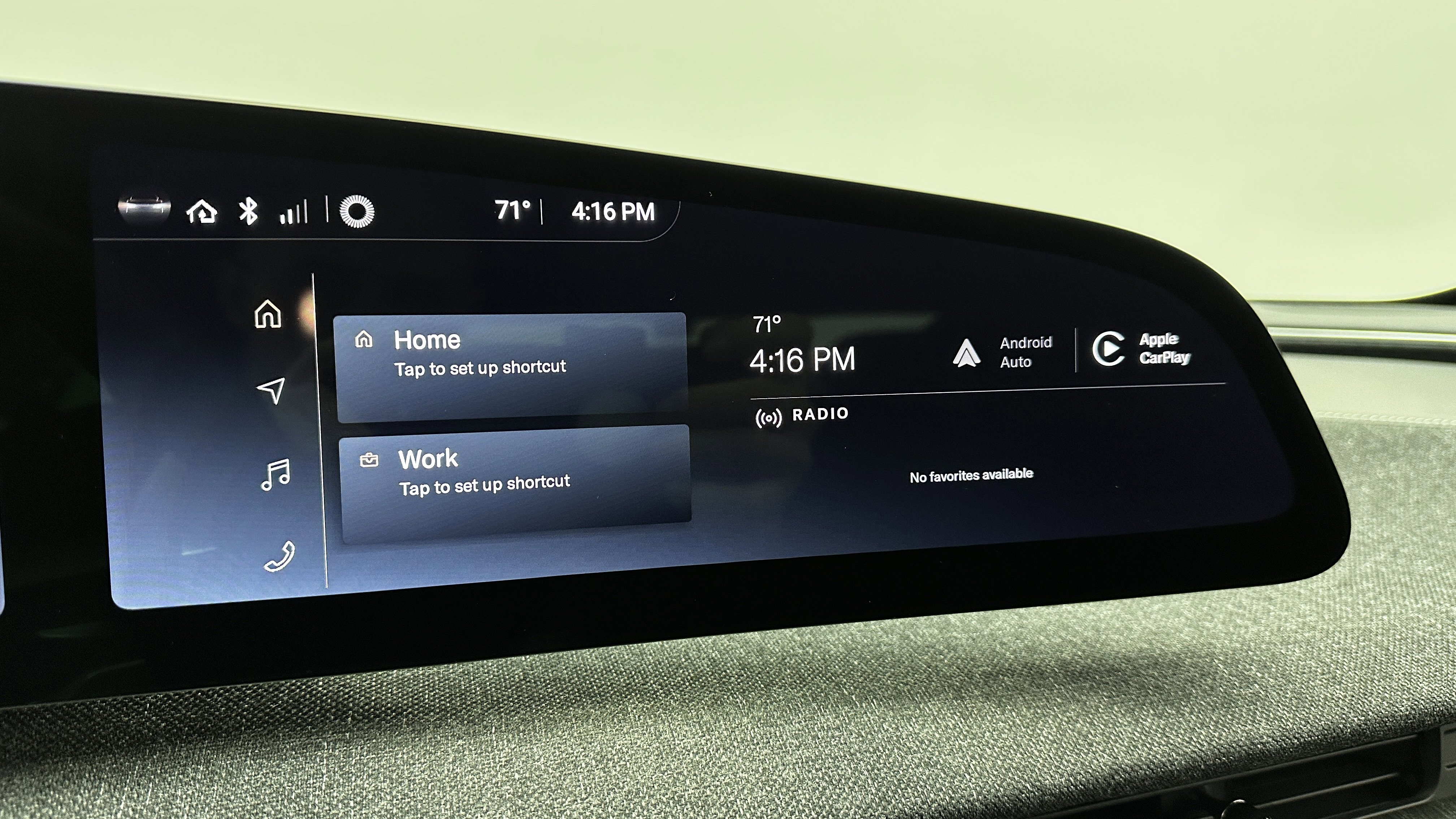 Used 2024 Lucid Air Touring image 18