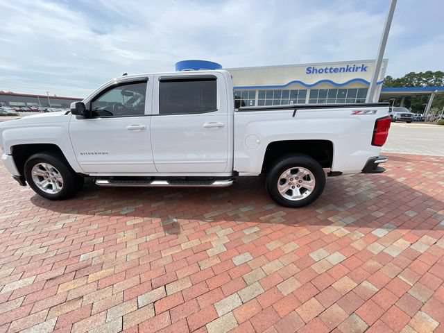 Used 2017 Chevrolet Silverado 1500 LT w/ All Star Edition AWD/4WD image 28