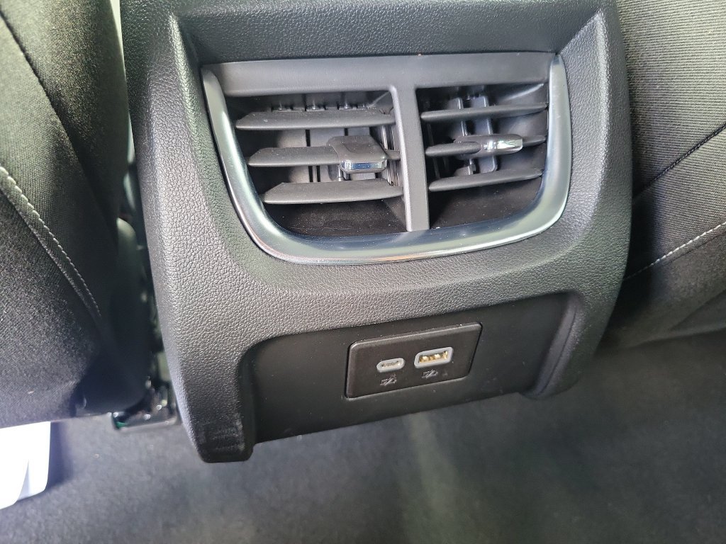 Used 2025 Chevrolet Blazer LT FWD image 18