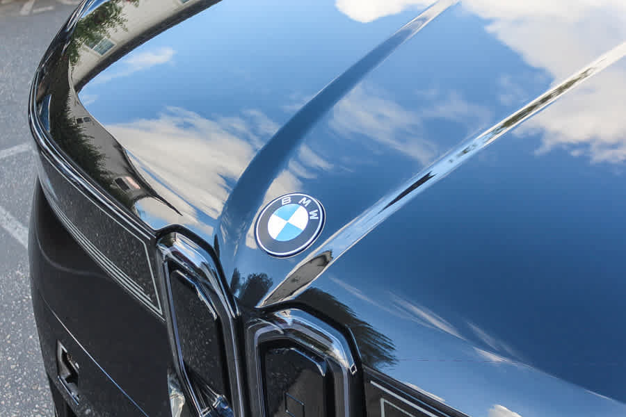 New 2027 BMW iX3 50 xDrive w/ M Sport Package AWD/4WD image 13