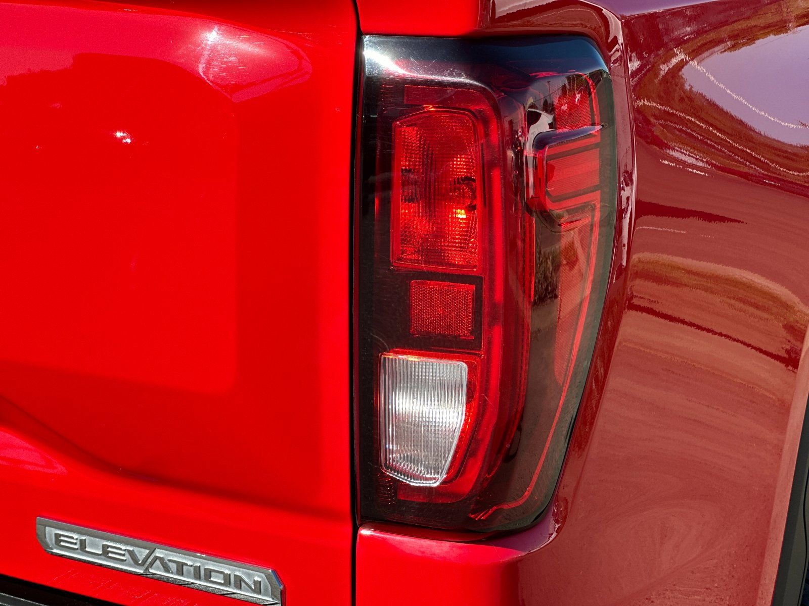 Used 2022 GMC Sierra 1500 Elevation w/ LPO, Elevation Black Package image 25