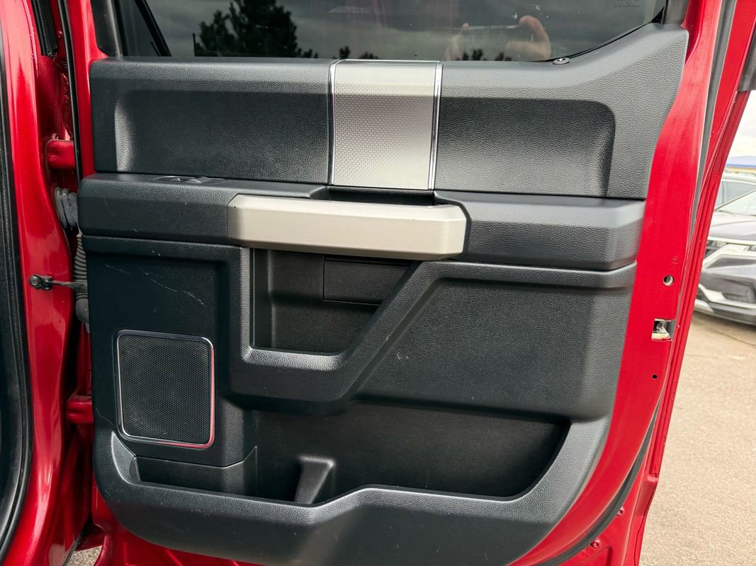 Used 2016 Ford F150 Lariat image 17