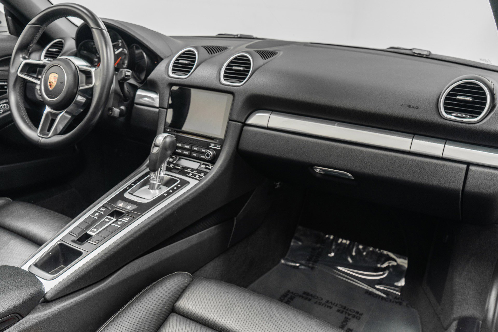 Used 2017 Porsche 718 Boxster RWD image 14
