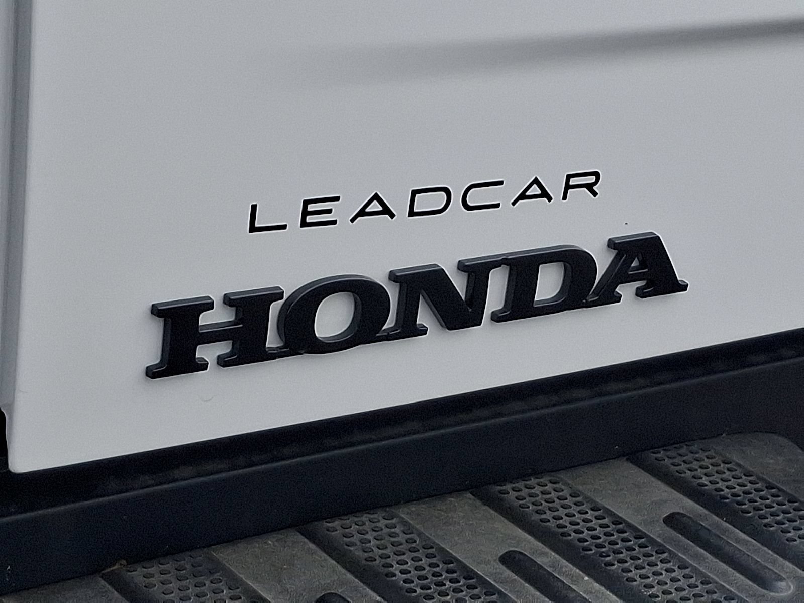New 2026 Honda Ridgeline Black Edition image 11