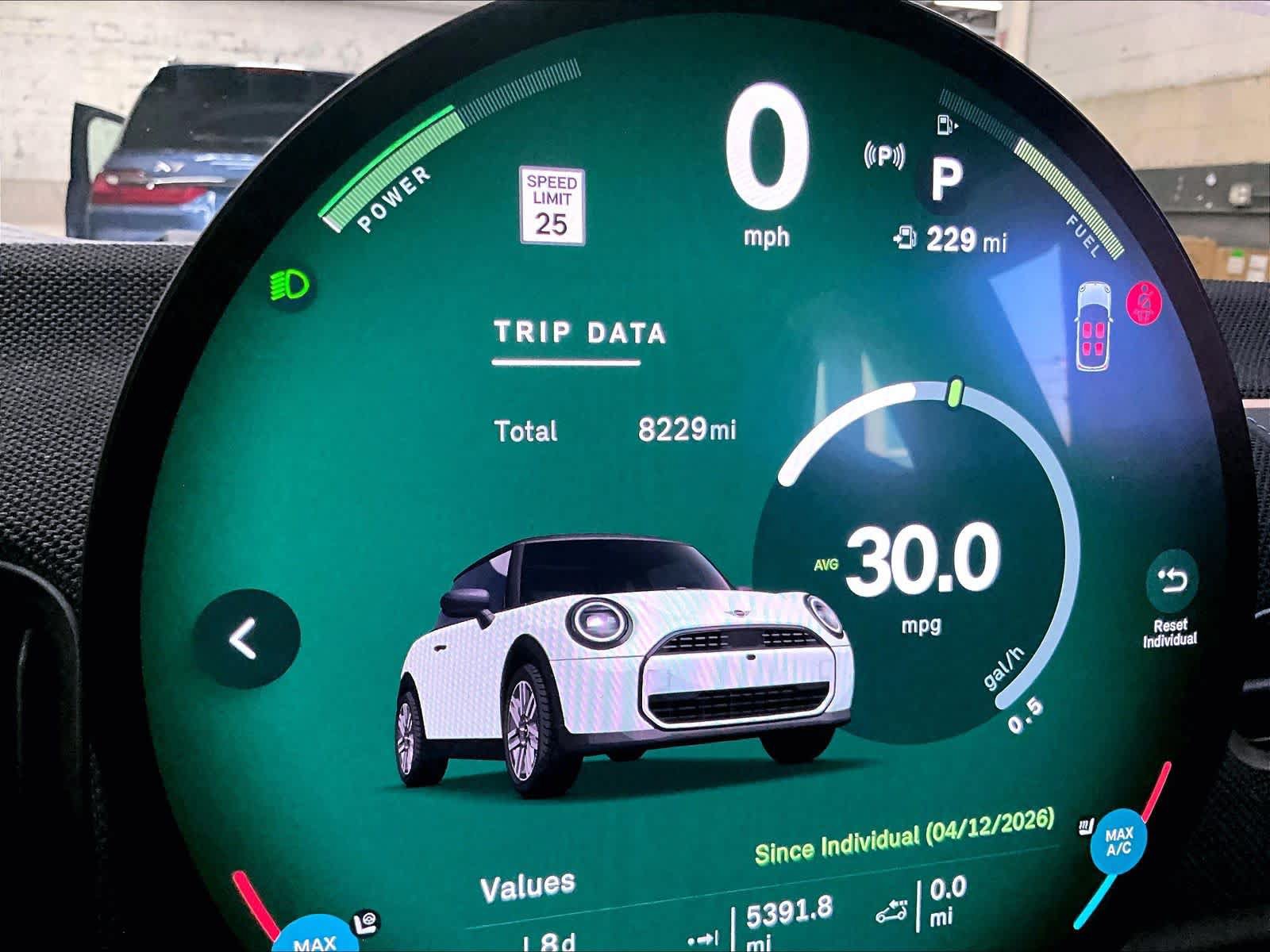 Used 2025 MINI Cooper 2-Door Hardtop FWD image 24