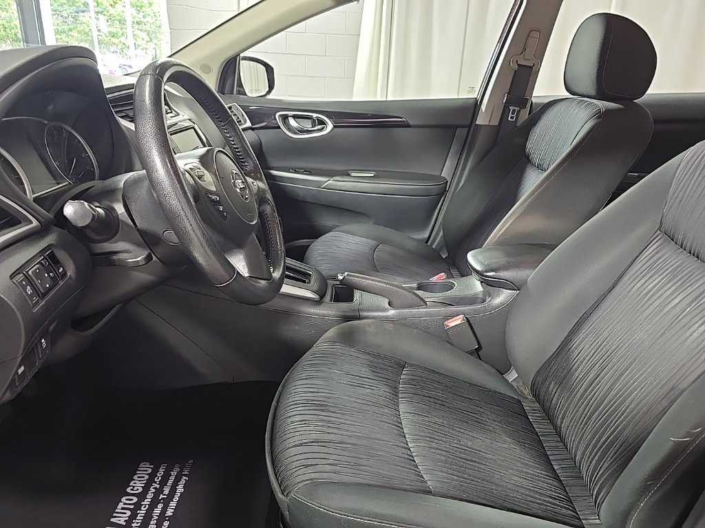 Used 2019 Nissan Sentra SV FWD image 17