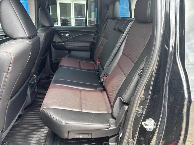 Used 2021 Honda Ridgeline Black Edition image 14