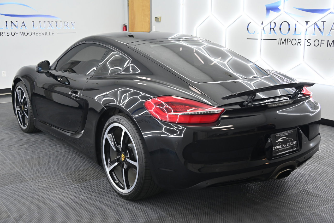 Used 2016 Porsche Cayman image 2
