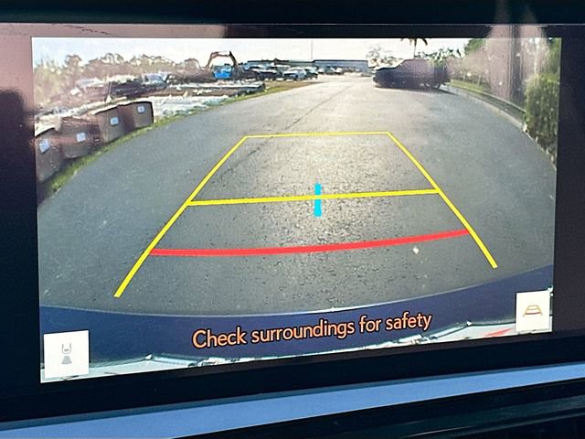 Used 2023 Lexus ES 350 w/ Premium Package image 13