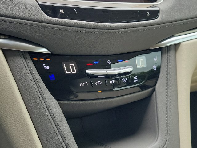 New 2026 Cadillac XT5 Premium Luxury w/ LPO, ONYX Package AWD/4WD image 11