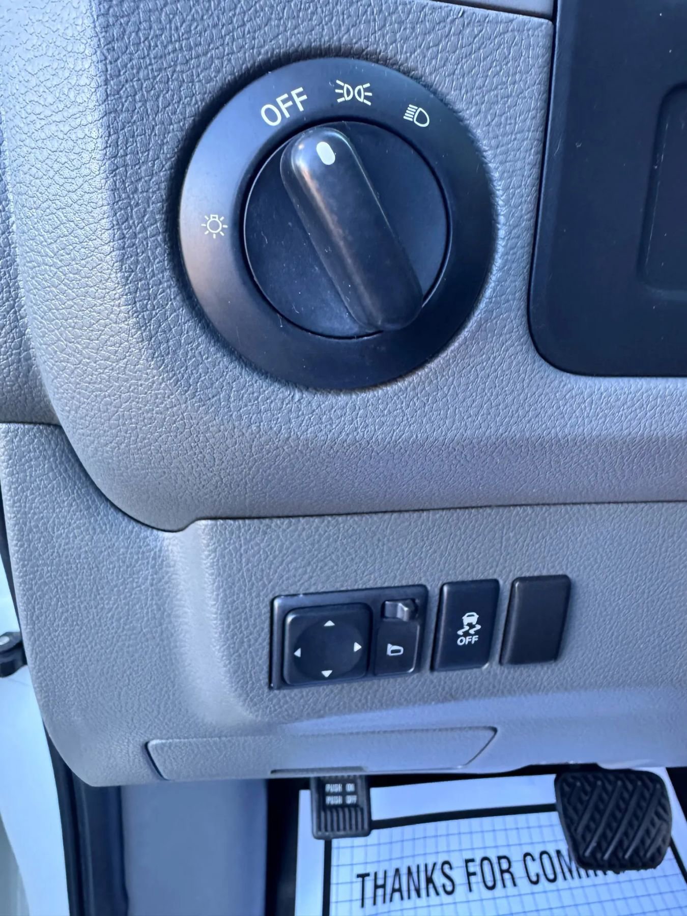 Used 2018 Nissan NV 3500 S image 20