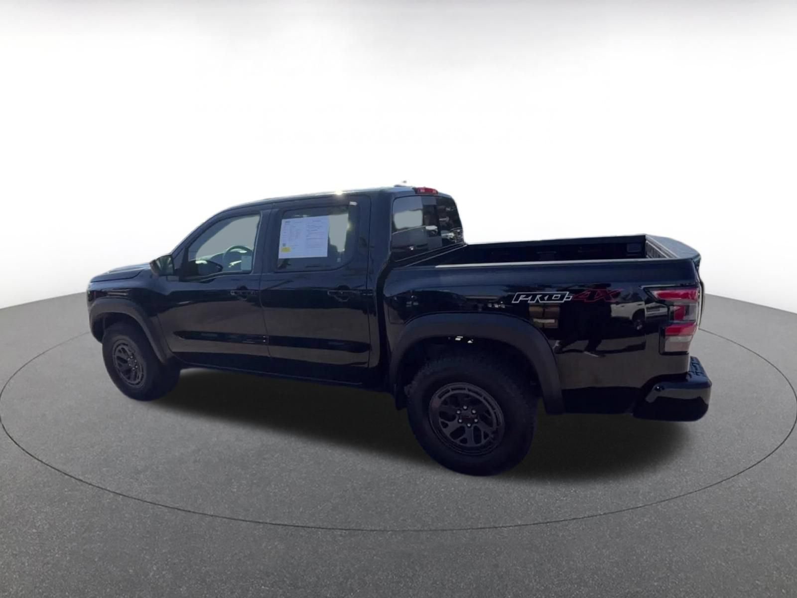 Used 2026 Nissan Frontier PRO-4X AWD/4WD image 10