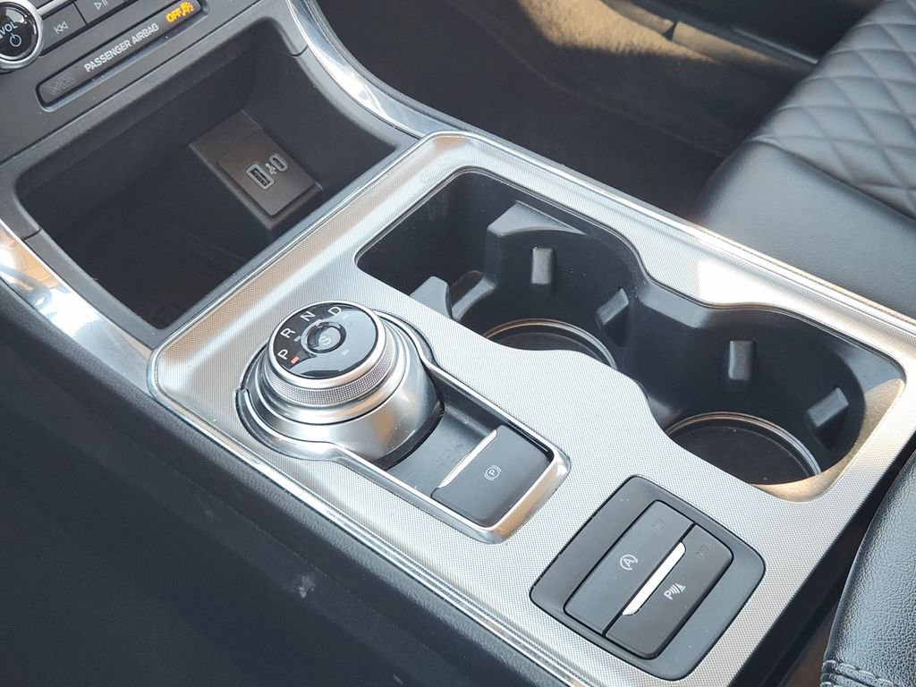 Certified 2024 Ford Edge Titanium image 19