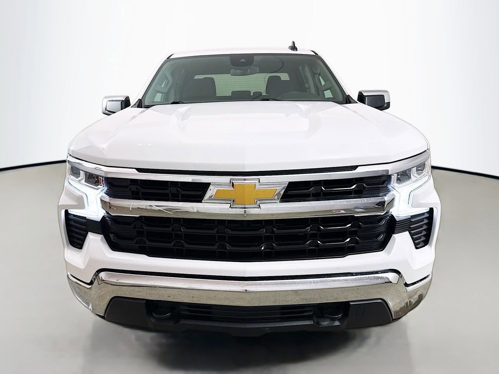 Used 2023 Chevrolet Silverado 1500 LT AWD/4WD image 2