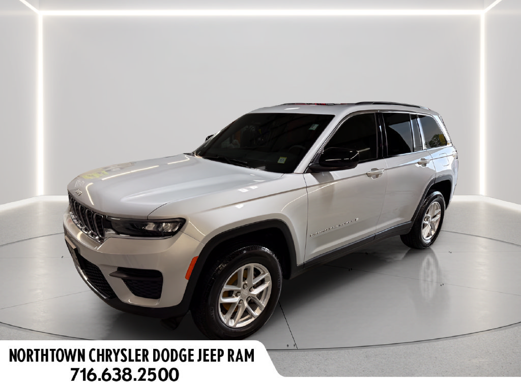 Used 2025 Jeep Grand Cherokee Laredo X