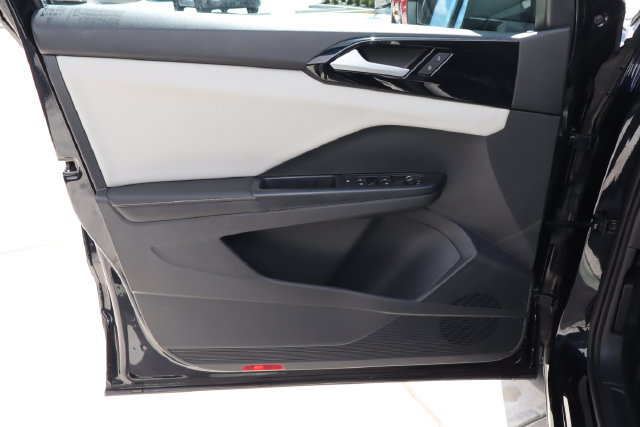 Used 2025 Volkswagen Taos S FWD image 23
